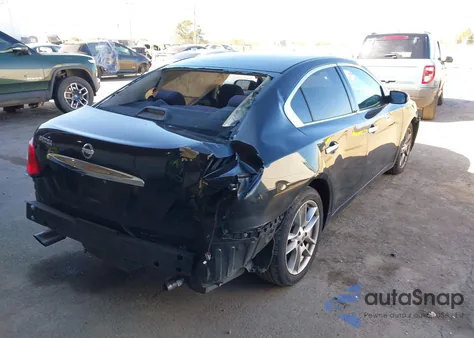 2013 Nissan Maxima 3.5 S z USA, uszkodzony, nr VIN 1N4AA5AP7DC828759